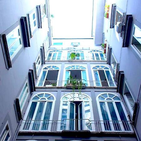 Hotel Around Toledo à Naples Extérieur photo